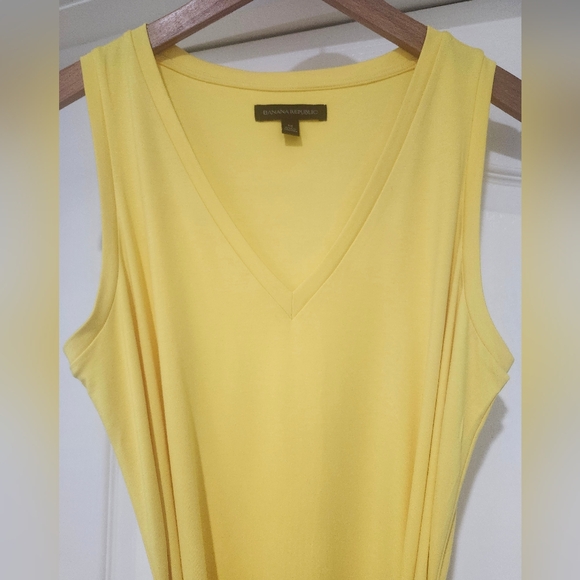 Banana Republic Dandelion Yellow Midi Dress With Matching Belt - Picture 9 of 9